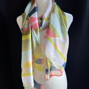 Vince Camuto Elegant Cream/Pastels Geometric pattern rectangle Scarf‎ 18 x 70